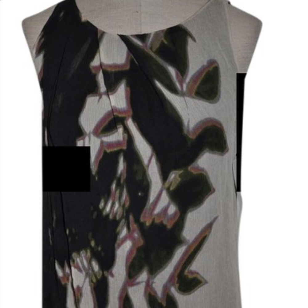 CAbi Silhouette Women’s Tunic